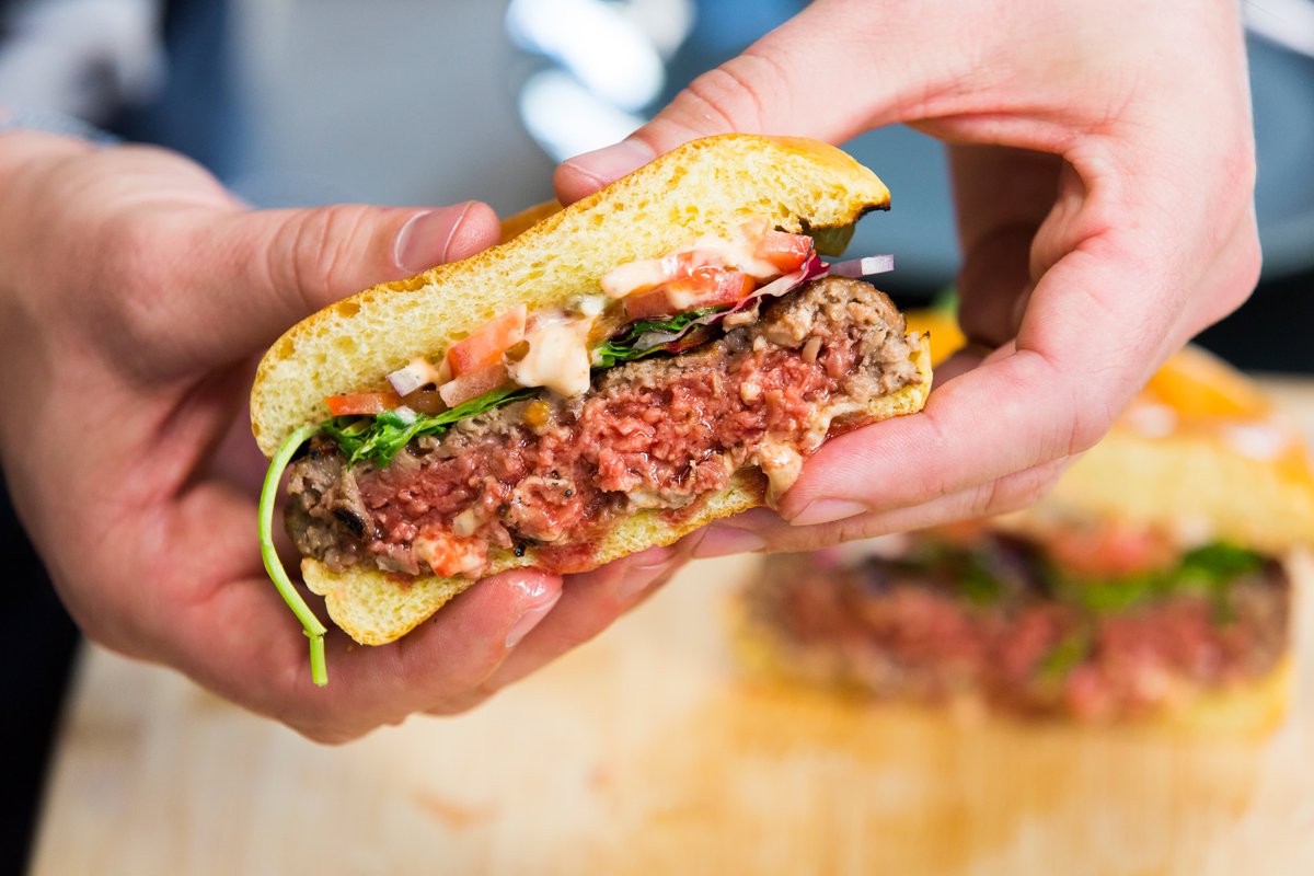 In a blinded sensory experiment, a burger with a plant-based, Impossible Foods patty ranks higher than a patty fully made from cows.

In fact, it’s also preferred when people know which is which.

Be ready for more products like that, and be on the right side of history 🍔🌮🍕