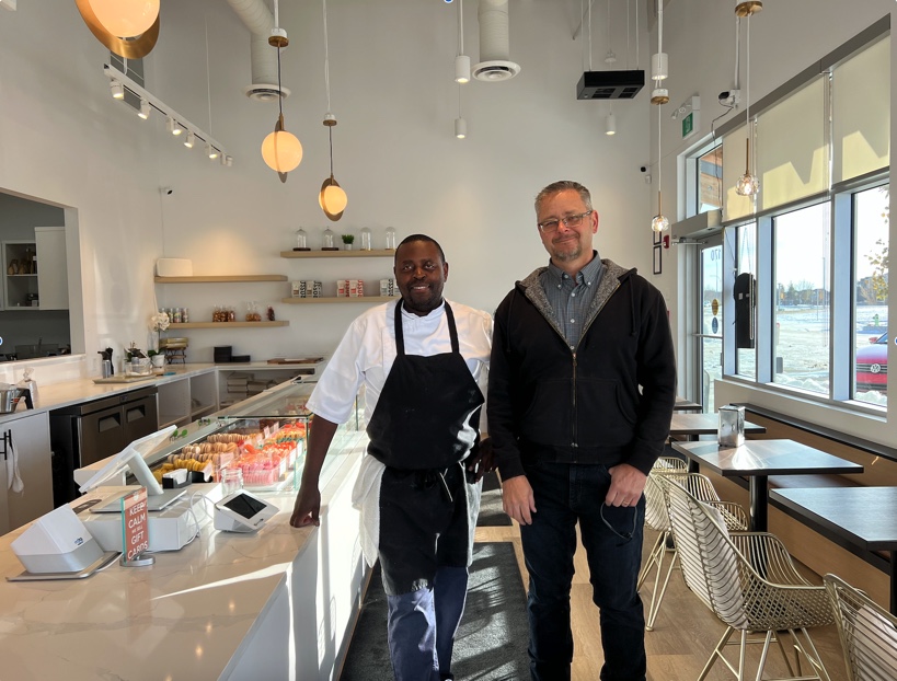 TiresOnTheRun1's tweet photo. Authentic French pastries right here in Airdrie by Chef Eric! 😍

La Table Haute Pastry creates decadent pastries, desserts, and macarons. Since expanding their menu this year, they've added delicious brunch options, sandwiches, and soups! Check them out! #FrenchPastries https://t.co/anAwmf3aJy