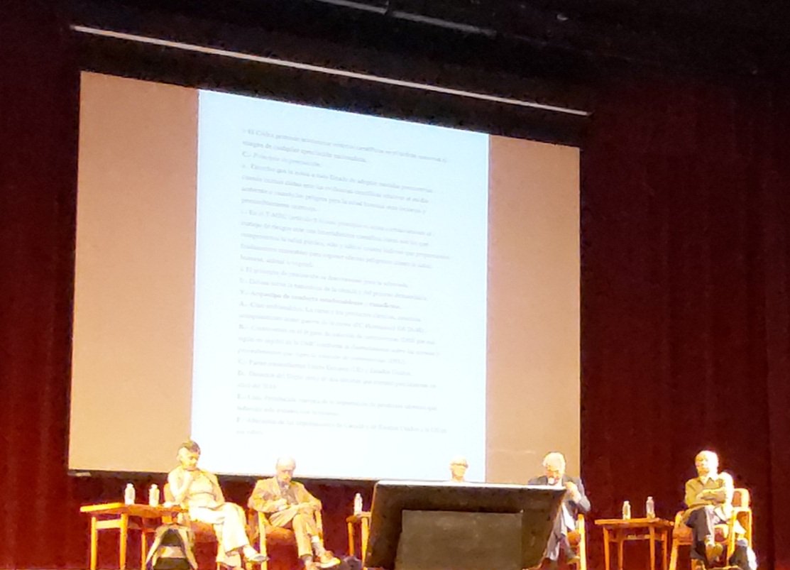 BranM_Tapia's tweet photo. El día de hoy (y todavía mañana) se llevaron a cabo las Jornadas Académicas "Maíz Transgénico y Soberanía Nacional" organizadas por el @INAHmx y el @Conacyt_MX en el auditorio Jaime Torres Bodet del @mna_inah. Evento muy interesante, informativo y educativo. https://t.co/3aeMaKRWor