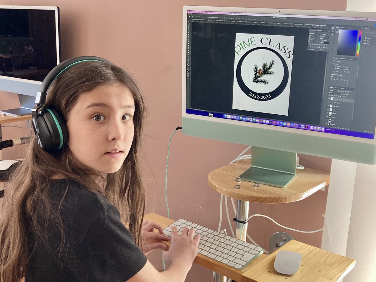 MSTmiddleschool's tweet photo. Today, as a student in the Graphic Design Creative Expression class, Aida worked on designing T-shirts for pupils in MST classes to wear. #WeAreMST #MSTeucalyptus #MSTconfidence #MSTimagination #MSTcreativity #MSTconcentration #screenprinting https://t.co/PqfRQ6V4aN