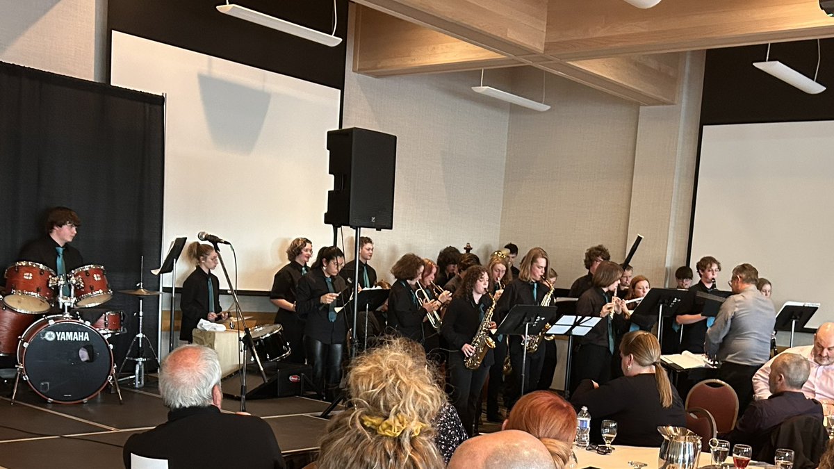 lattajayne1's tweet photo. Celebrating future artists! These young musicians hosted a wonderful dinner/ performance fundraiser at TRU tonight for their upcoming trip to Edmonton. Well done Kamloops School of the Arts! https://t.co/DLgo5xFL8J