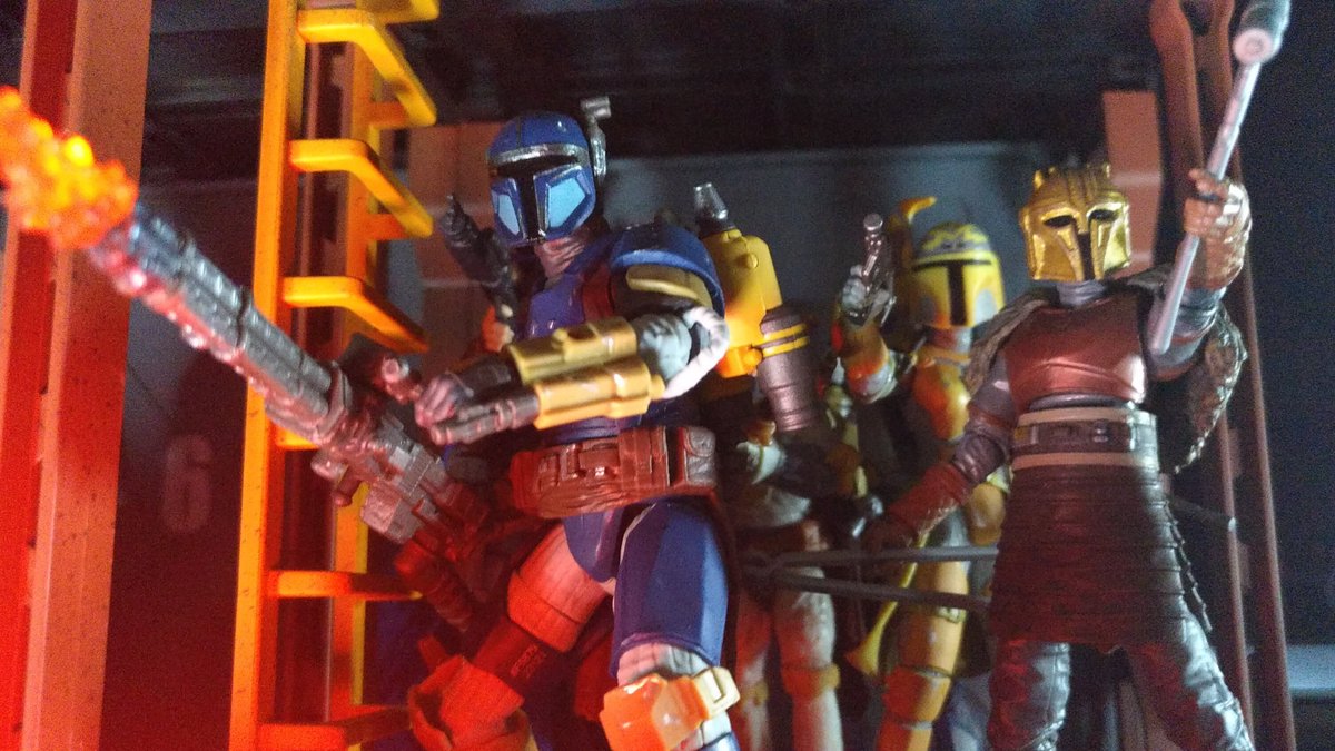 #StarWars #ToyPhotography #ThisIsTheWay #TheMandalorian #TheArmorer #PazVizsla #Beskar #TheVintageCollection #TVC #BackTVC #JoyToy