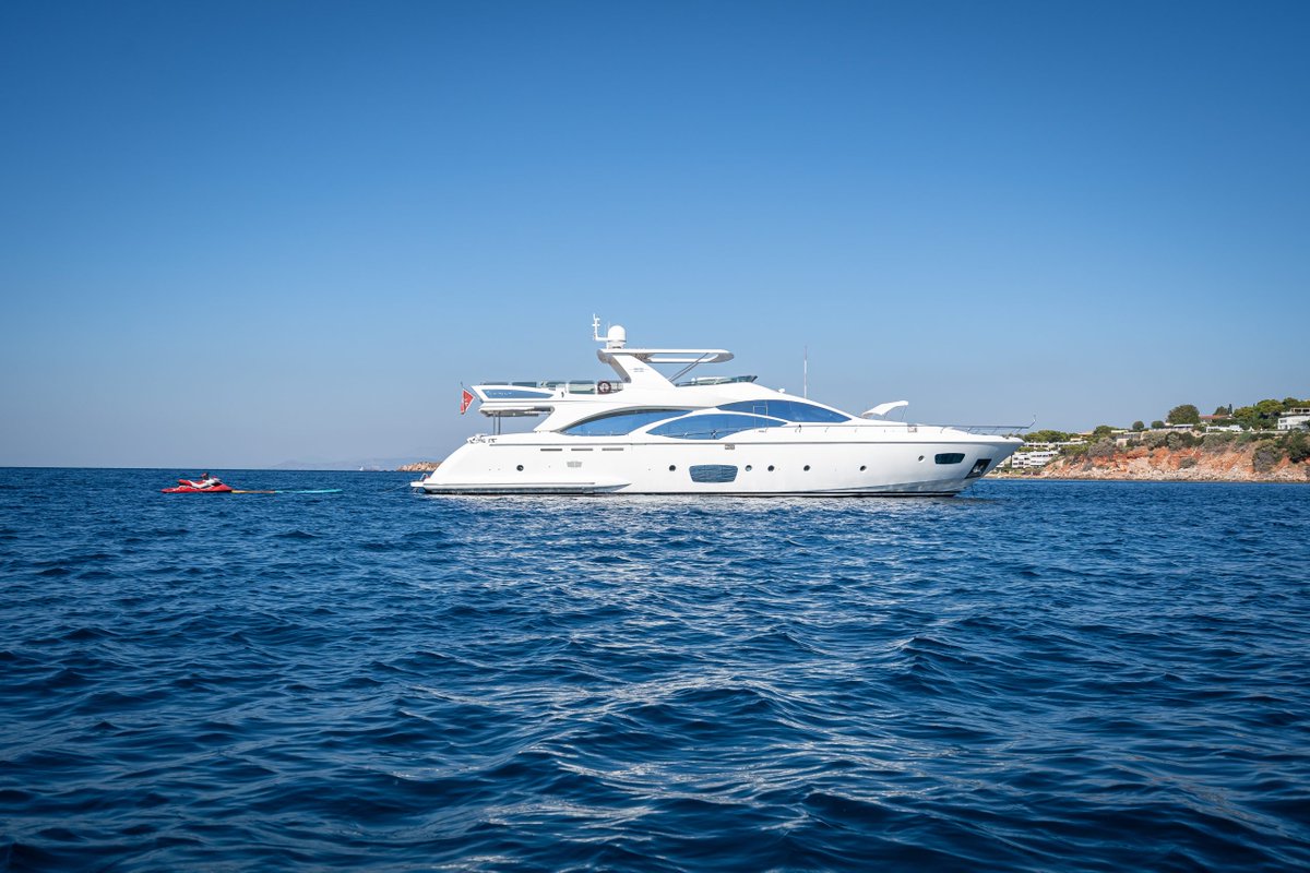 Always wanted to have a luxury yachting experience? It’s more affordable than you think🌊

A luxury yachting holiday starts to become much more cost effective, particularly when shared with a group of 8 to 12 friends or family👏

Read more: ow.ly/EHuA50NWlHV

#westnautical