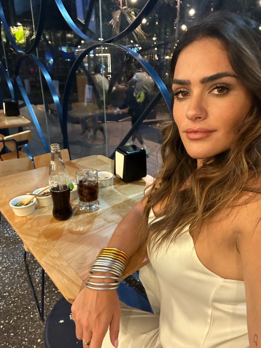 Alessandra Rojo de la Vega tweet media