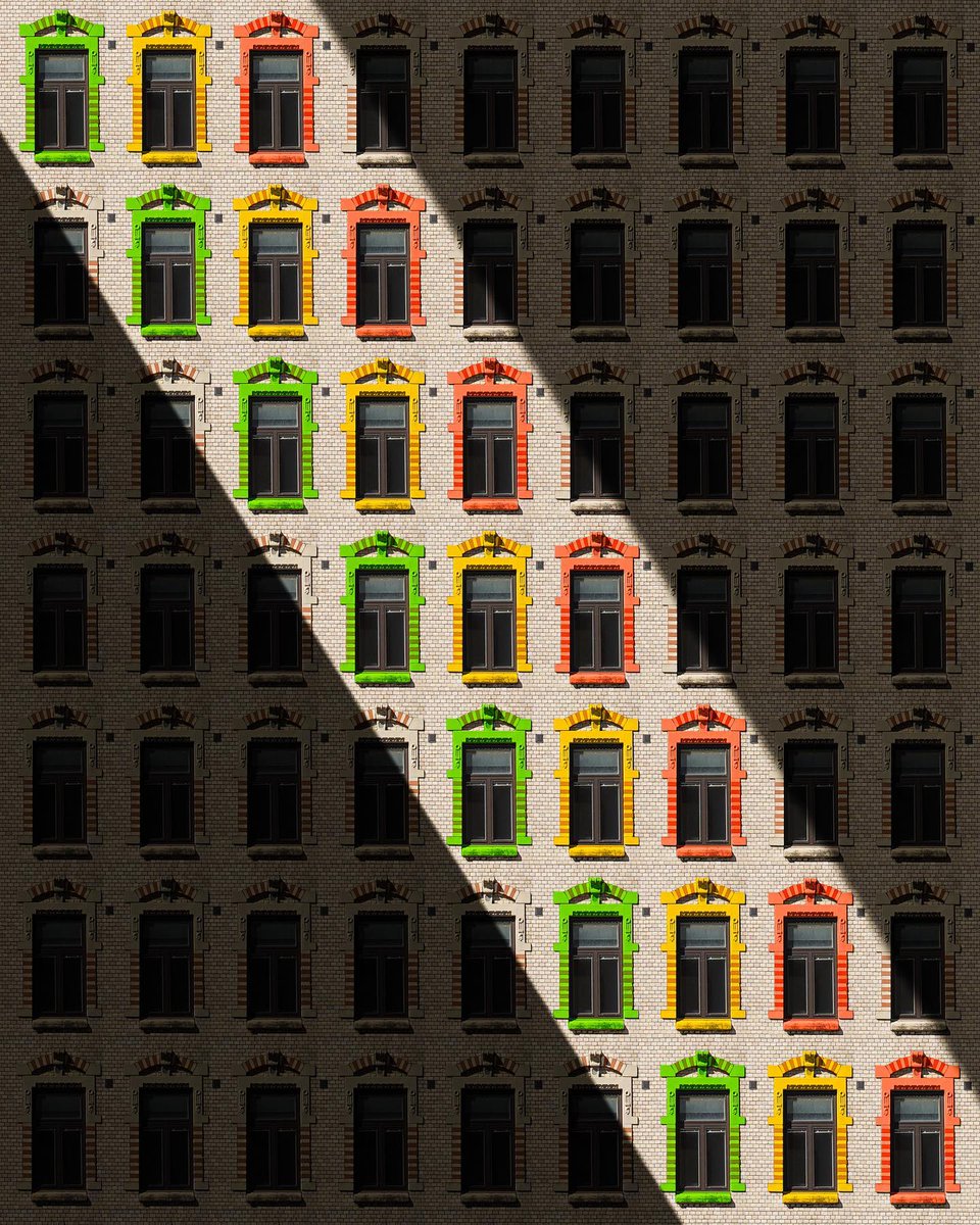 Rastafarian ray by idiosynkratisk