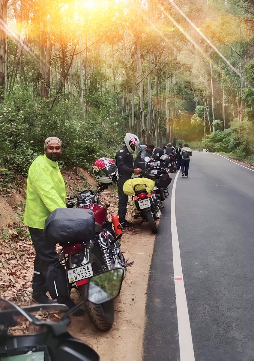 bsquadroyals's tweet photo. Drenched in yellow/sunkissed

@bsquadroyals

#bsquadroyals #vattavada #munnar #riders #ridersofinstagram #hillsandvalleys #travel https://t.co/zWG9eJpySG