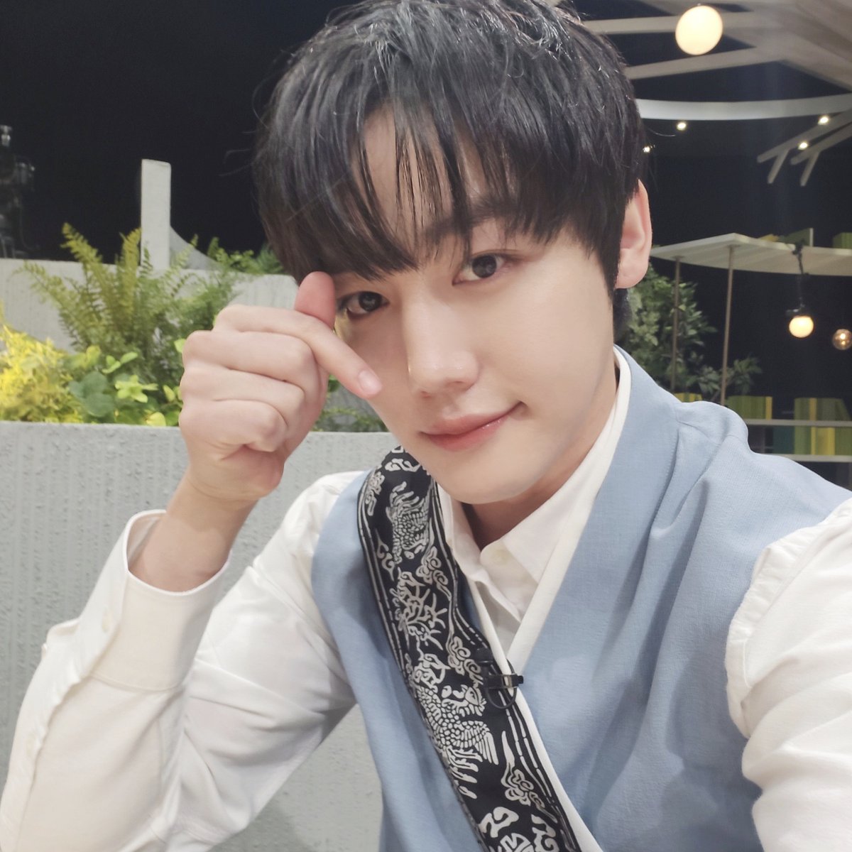 GoldenChild's tweet photo. [💡] #골드니스 여러분!
잠시 후 6:40 PM JTBC #차이나는클라스
#이장준 이 출연합니다.
얼마 남지 않은 주말을
심안여해 할 수 있게 도와줄 짱준이 등장✨

#GoldenChild #골든차일드 #GNCD
#LeeJangJun #차클 https://t.co/0XYn6ao6MJ