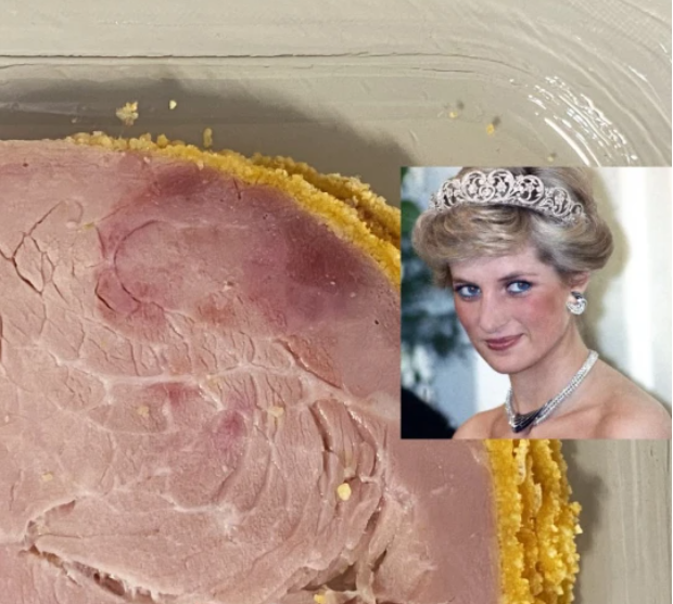 arlenestuartuk's tweet photo. Woman opens pack of Tesco ham and sees Princess Di staring back. Really? #wtf #forth1 #hamazing https://t.co/iS4E705XNz