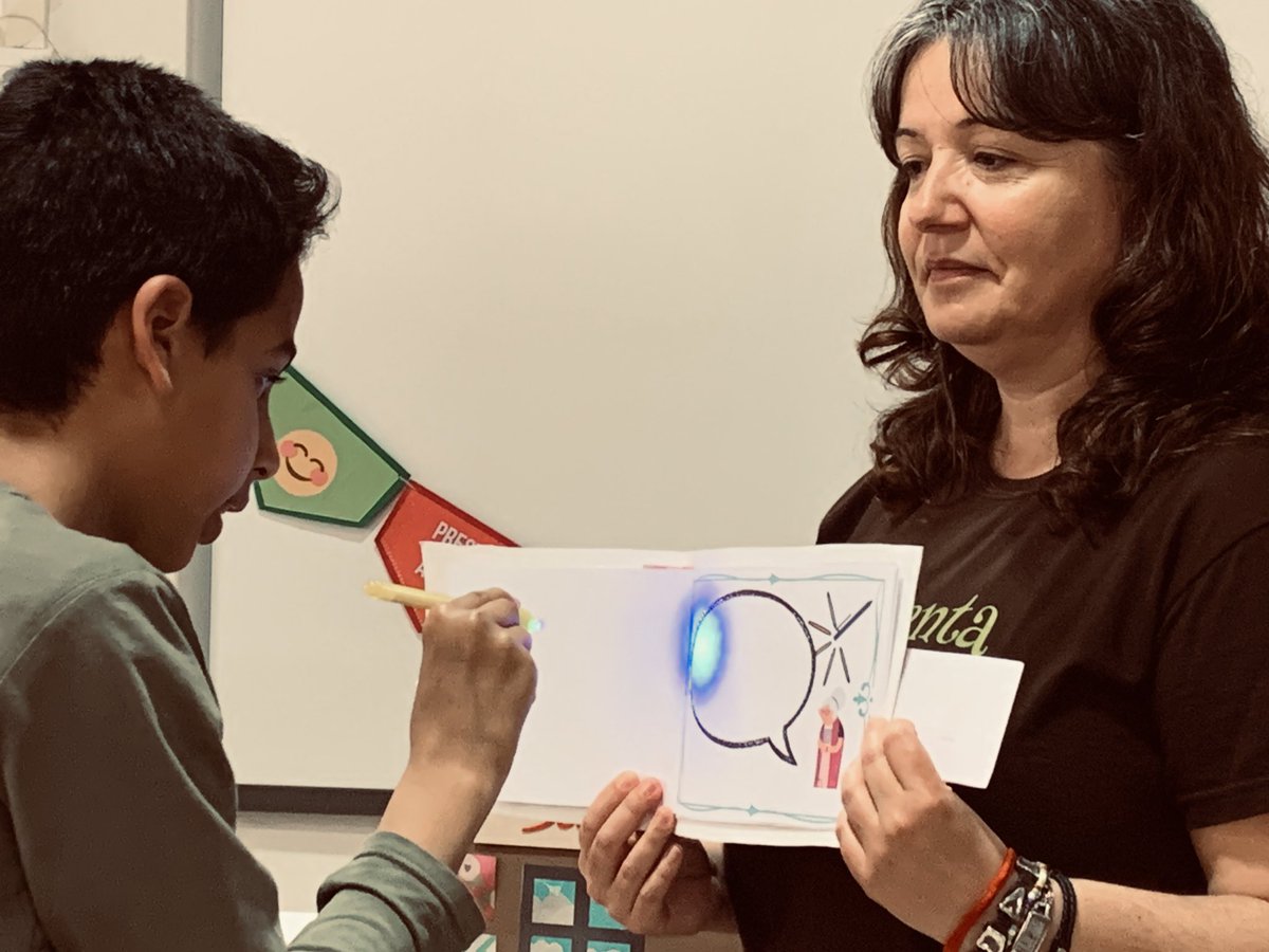 Seguim amb la festa de la literatura. Ahir les Menta i Xocolata van portar els misteris de l’Enriqueta Sensepor al 3r cicle. #llegimillegirem #santjordi2023 @puntedu <a href="/EUErasmusPlus/">Erasmus+</a> <a href="/sepiegob/">SEPIE</a>