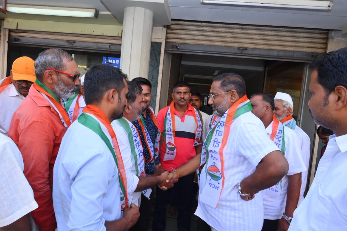 uttam_patil1's tweet image. शेंदूर येथील वार्ड क्रमांक एक मधील अनेक भाजप व काँग्रेस कार्यकर्त्यांनी राष्ट्रवादी काँग्रेस पार्टीत अधिकृत प्रवेश केले. त्यासर्वांचे मनःपूर्वक स्वागत. मी युवकांच्या या विश्वासाला कधीही तडा जाऊ देणार नाही.
#ncp  #nipani #uttampatilnipani 
 #karnataka #karnatakaelections2023