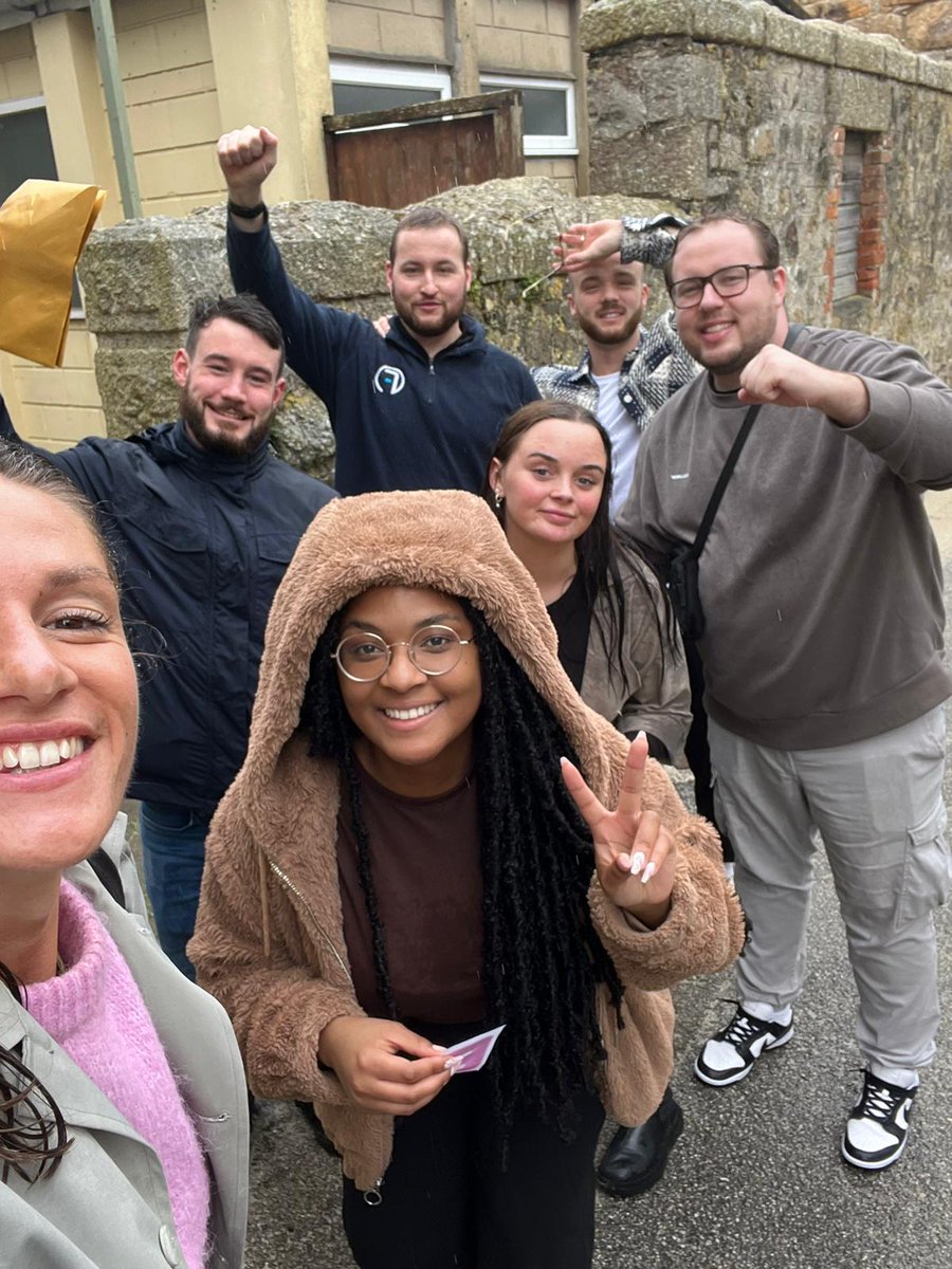formula_rec's tweet photo. 🚀 What a week it's been! 

Here are some highlights from yesterday's team-building day. From product proposals for trainers that make you run faster to a St. Ives scavenger hunt, the teams smashed it.

#ownit #recruitment https://t.co/9xcyGrVFDo