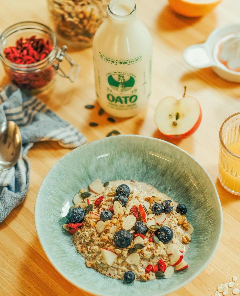 oatofresh's tweet image. Cereal just got a major upgrade with the addition of oat milk - it's the perfect plant-based pairing that's sure to satisfy any breakfast craving! 🥣🌱

oato.co.uk

#plantbased #healthybreakfast #breakfasttime #breakfast #vegetarian #crueltyfree #vegansofig