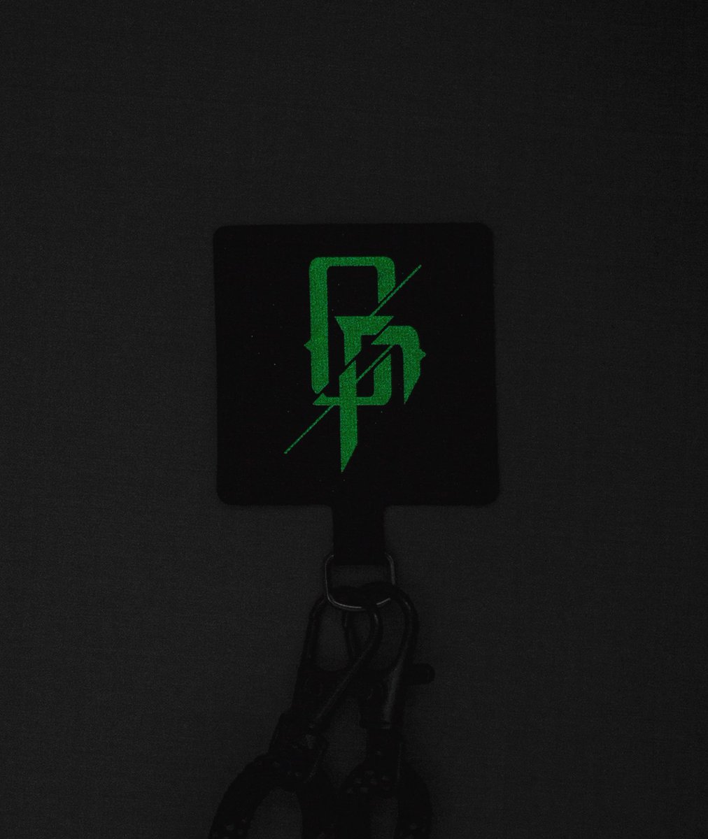 coldrain_jp's tweet photo. 【NEW MERCH③】

"CR" SMARTPHONE STRAP

5/4(木) JAPAN JAM 2023 より会場販売スタート！

詳細はこちらから！
https://t.co/Nfd3Dm6jiQ

#coldrain https://t.co/Tq8zDQPdSt