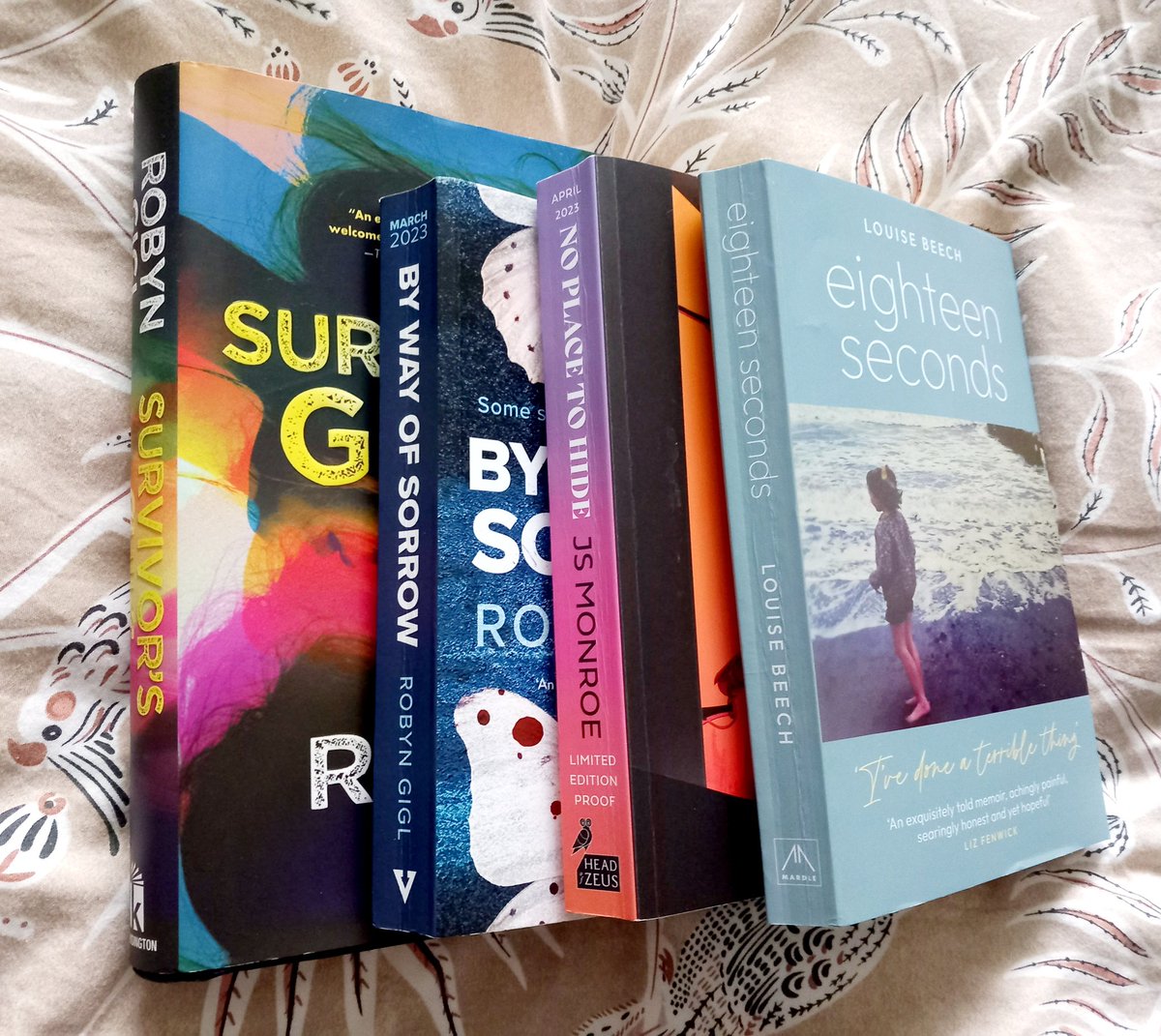 💥🤞 GIVEAWAY🤞💥
Some #proof copies of ...
#ByWayOfSorrow @robyngigl 
#NoPlaceToHide @JSThrillers 
#EighteemSeconds @LouiseWriter 
Final Hardback #SurvivorsGuilt @robyngigl 

I've read all of these 5 ⭐️⭐️⭐️⭐️⭐️ books! 

Follow me, Retweet using #FridayVibes Tag some chums…