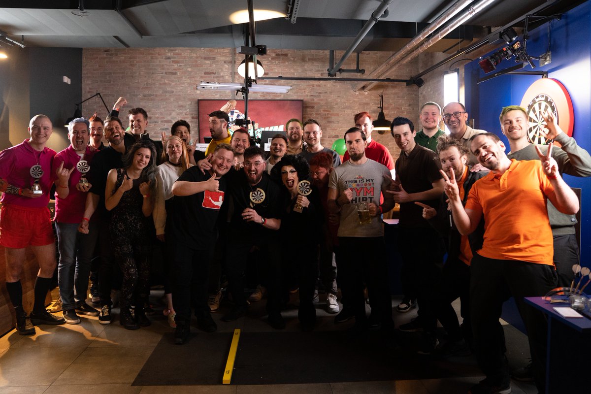 HandOfBlood's tweet photo. War das geil.

Nach langer Vorbereitung haben wir gestern die erste Influencer Darts WM übertragen Und ich war selten so zufrieden mit einer unserer Produktionen.

Vielen Dank an alle Beteiligten, ob Teilnehmer*innen und Crew vor Ort, oder Zuschauende von Zuhause.

DANKE!🎯 https://t.co/VNXk4u5TTZ