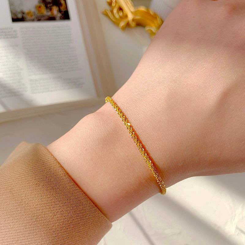 a pretty &amp; cute bracelet that you can give to your partner / bestie ✨✨

— a thread