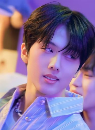 danmenuliss's tweet image. Nomin 🔞 au - Surprise 
(Implied JiJaem)

Cw : boypussy, foursome! twin sex

Si kembar yang sedang ingin merayakan ulangtahun mereka,  malah bertemu jm si content kreator, dan diajak bikin konten.

Link privatter : privatter.net/p/9991974