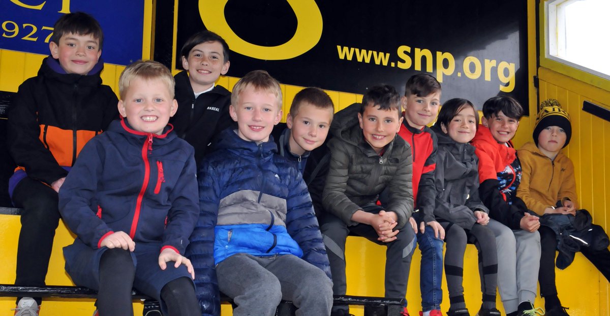 Good luck to Nairn Fire who are participating in The UK International Cup at St George's Park this weekend.

The team were presented with their special Nairn Fire TeamHamish kits at Station Park last night.

Have fun team!