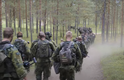 deumarfor's tweet photo. Aurora 23 will be the largest Swedish 🇸🇪 national exercise of its kind in more than 25 years. More than 26 000 men and women are going to participate. 📸 by @Forsvarsmakten https://t.co/4qa7t13273
