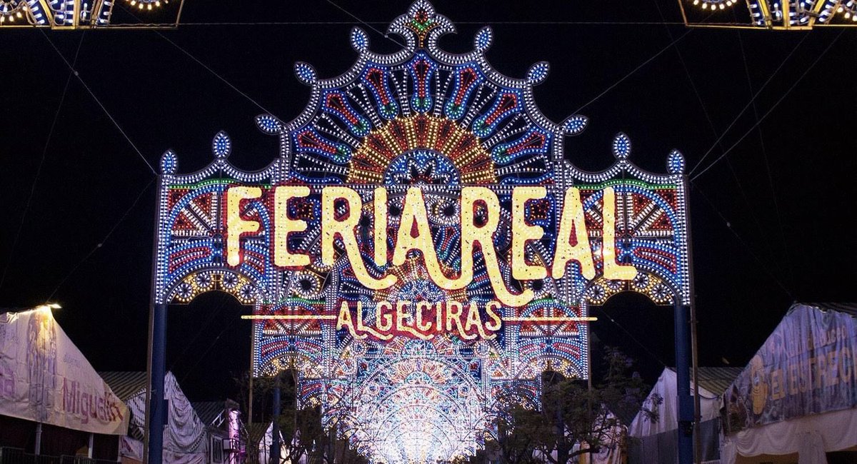 fecsjvp's tweet photo. Nuestra alumna de 4º EPO Valentina Rodríguez Martín fue elegida en el día de ayer como Reina Infantil para la Feria Real de Algeciras 2023. Desde el centro le damos la enhorabuena y esperamos que disfrute de esta gran experiencia. 🎡👑
#ConCritetio @colegiosfec https://t.co/WEcD5cvt6E