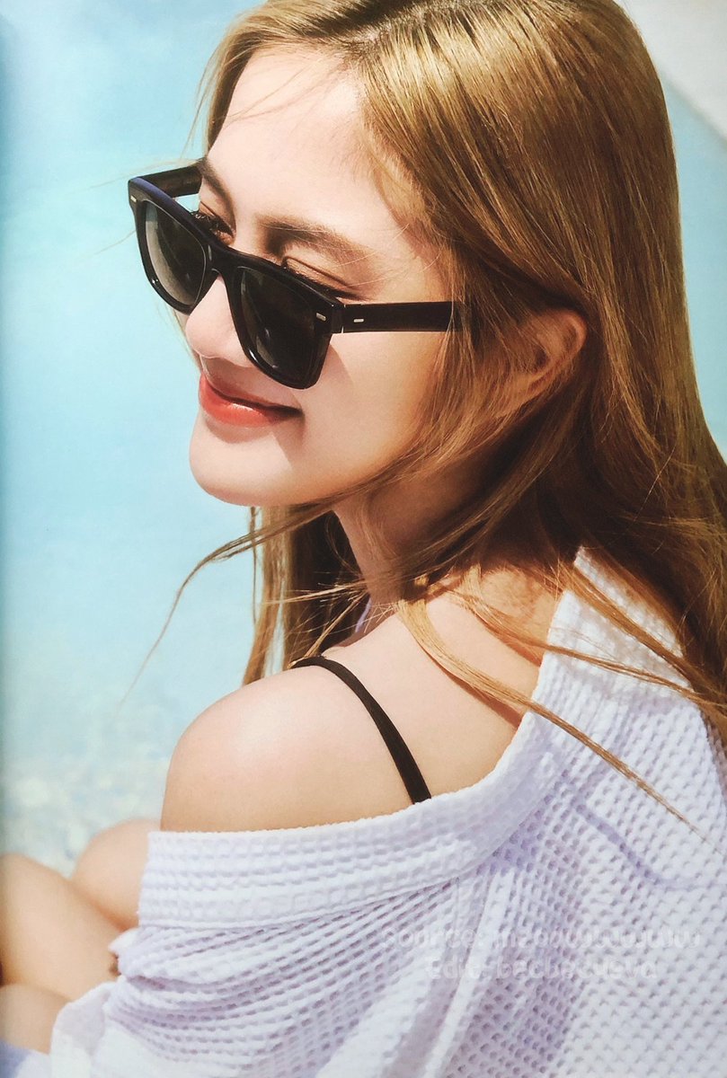 I can't stop staring at you both

#srchafreen #beckysangels