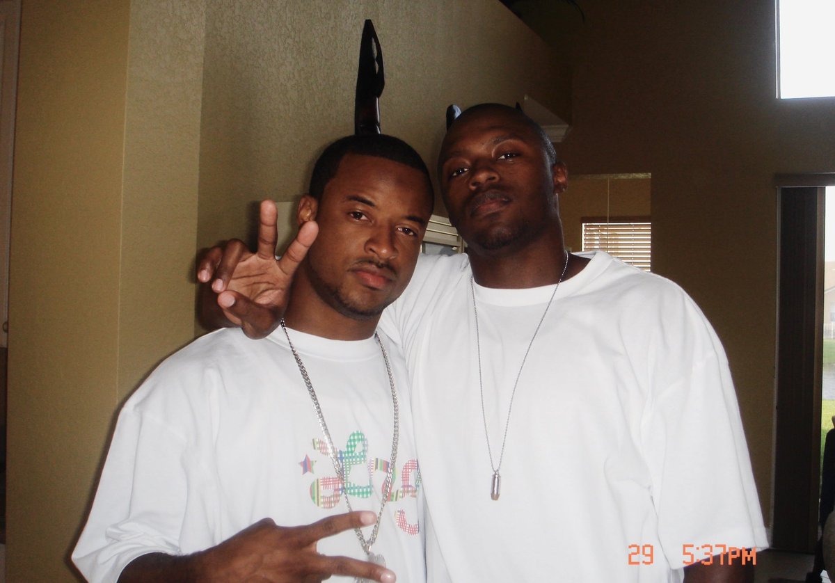 Rashard Johnson (@trealrashardj) on Twitter photo NFL Draft Day 2006! <a href="/sinoricemoss/">Sinorice Moss</a> to the <a href="/Giants/">New York Giants</a> Dare to Dream! 🙏🏾 #ThrowbackThursday #NFLDraft NFL Draft Day 2006! <a href="/sinoricemoss/">Sinorice Moss</a> to the <a href="/Giants/">New York Giants</a> Dare to Dream! 🙏🏾 #ThrowbackThursday #NFLDraft