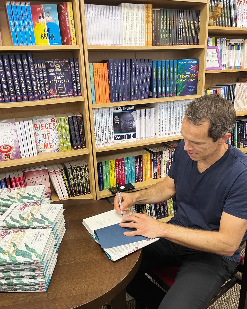 TheBookSocial tweet media