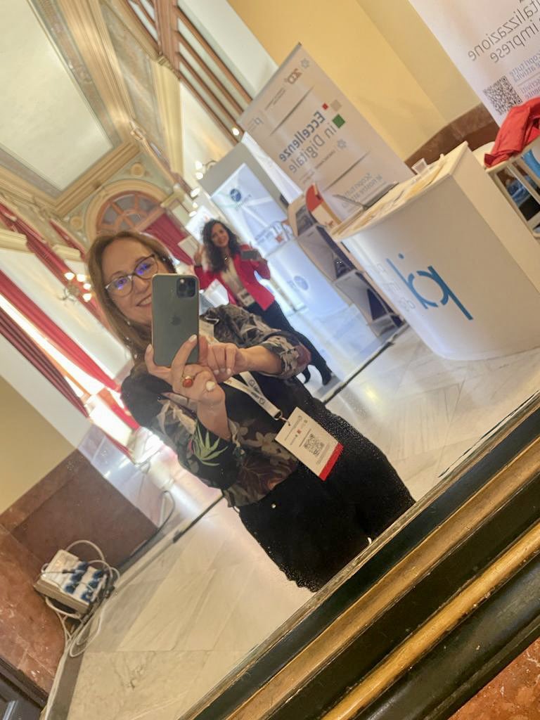 💥 Noi siamo già operative e vi aspettiamo presso il nostro stand <a href="/PID_CamCom/">Punto Impresa Digitale</a>  al 60° Congresso Nazionale UNGDCEC al #TeatroMassimo di Palermo.
✅ #Selfi40
✅ #Zoom40
✅ #DigitalSkillVoyager
✅ #PIDCyberCheck
✅ Scegli l’assessmet gratuito che fa per te!