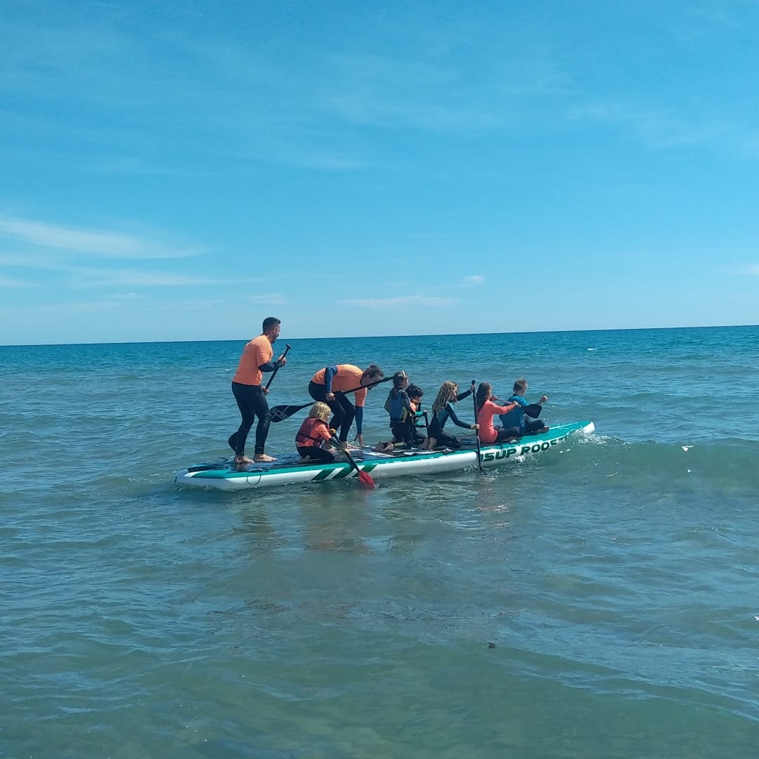 Ayer organizamos una salida con nuestra tabla de Big Sup y nos lo pasamos genial. 🤙🏼🏄‍♀️😄

Información y reservas en el de 639 649 569 o info@haciaelsup.com

#haciaelsup #surfbarcelona #Garraf #Barcelona #Sitges #castelldefels