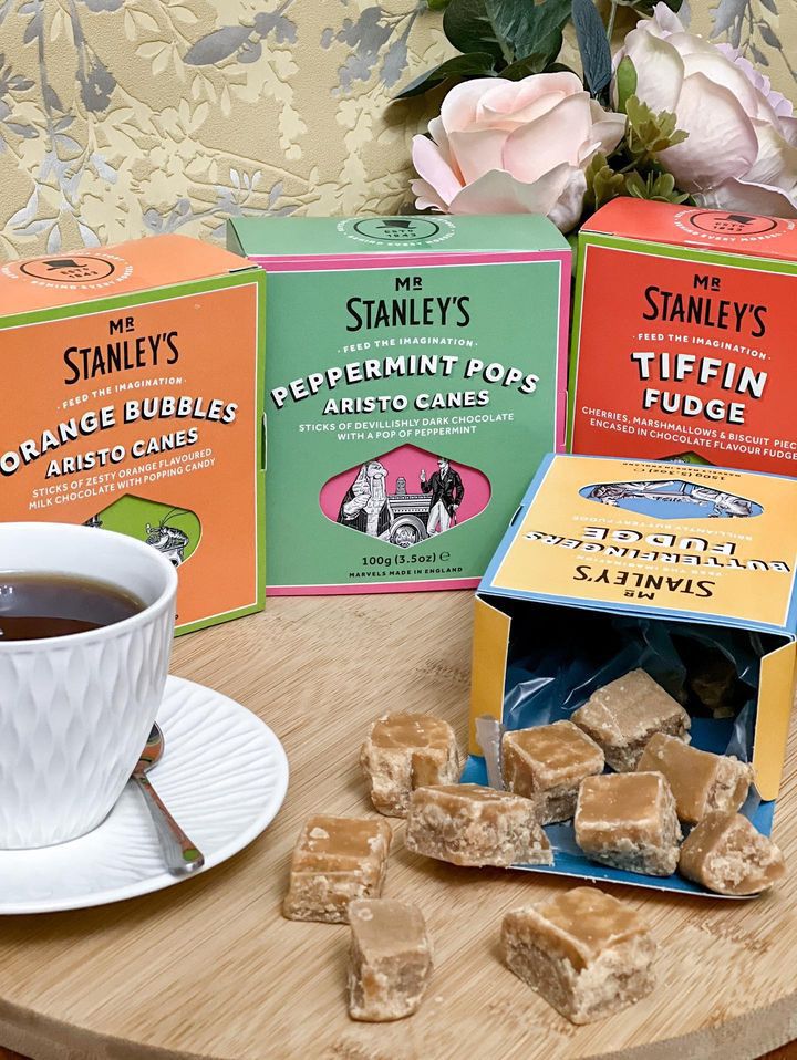 Josie enjoying some splendid Butterfingers Fudge after school.   

The perfect after-school treat 🍬  

Shop here to get your hands on my sweet treats > bit.ly/3KI02Jn  

📸 IG josiejjl