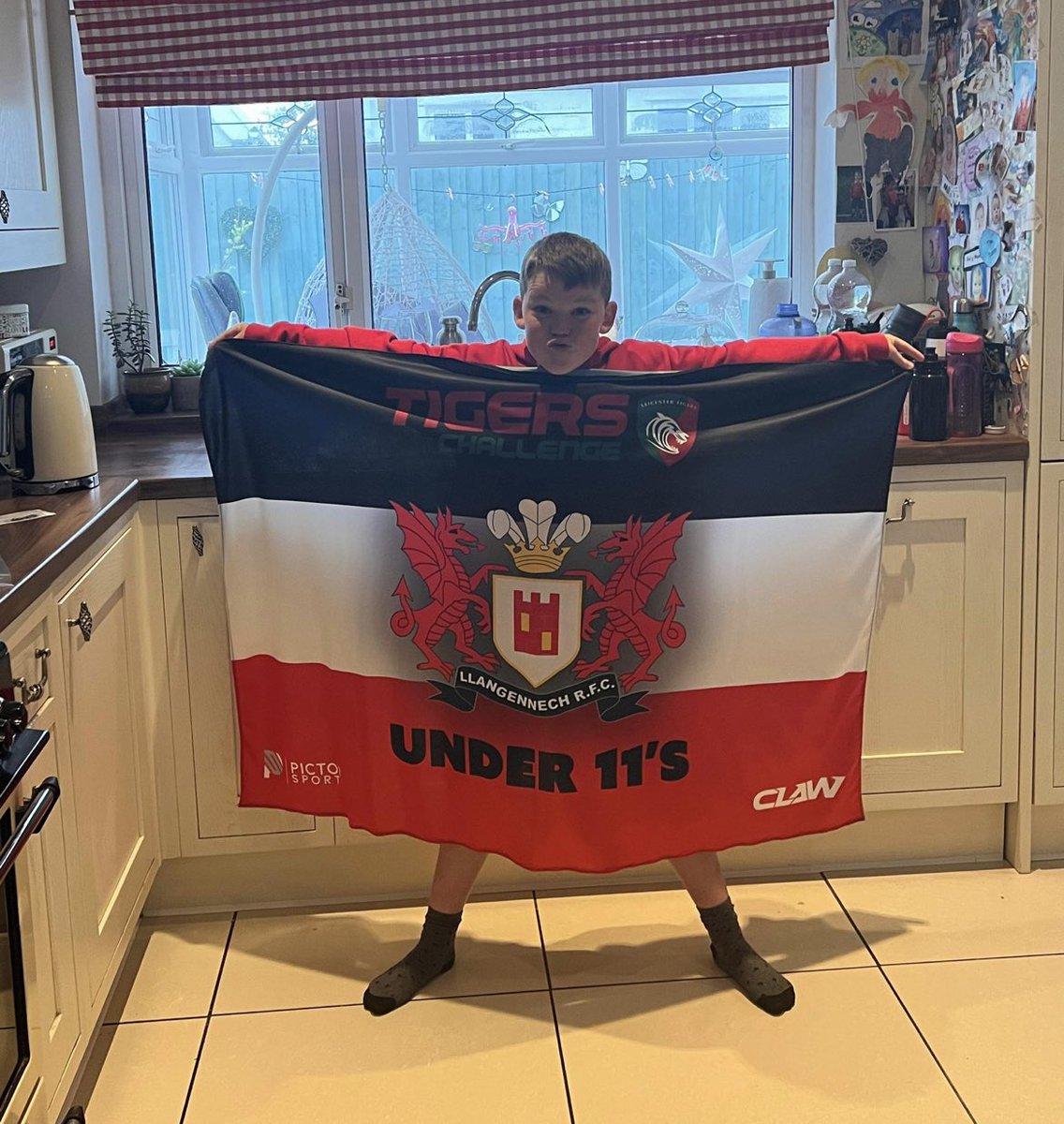 We also have our u11’s on tour this weekend.   They are on their way to Butlins Minehead for the weekend.  They will be taking part in the Tiger Tours Challenge. Have a fantastic time to all players &amp; parents 🏉

#LlewodYLlan