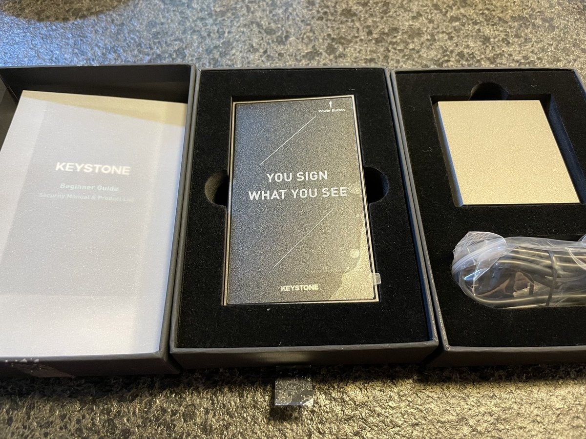 6itlf9's tweet photo. #notyourkey
#notyourbtc https://t.co/l4ttz2UhMY