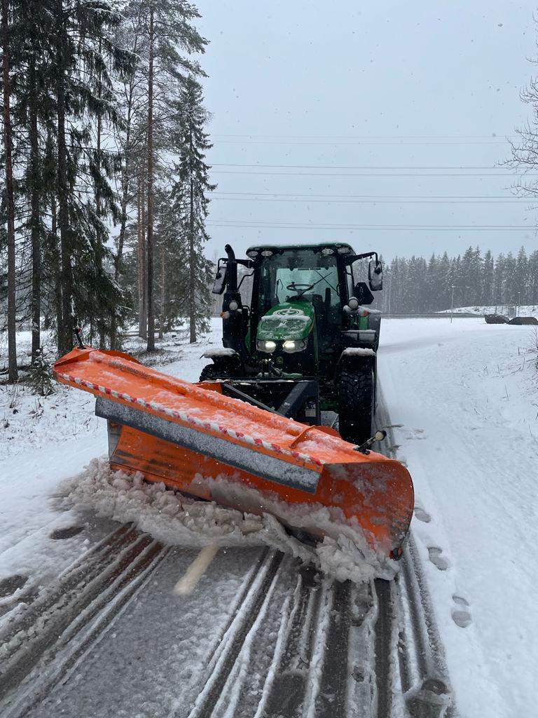 Noniin, olihan meillä jo kerinnytkin tulla ikävä näitä hommia 🤗