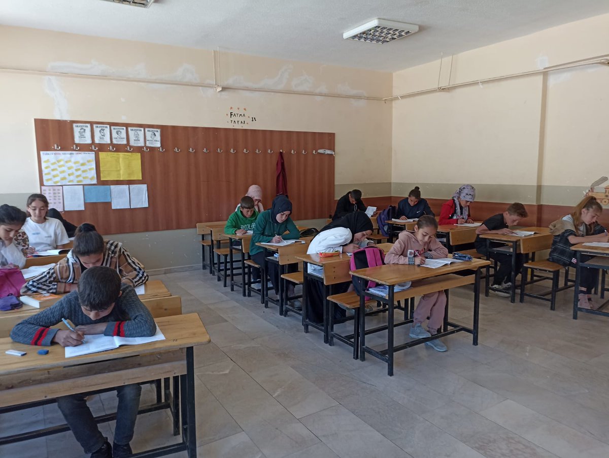 LGSye yönelik deneme sınavımızı gerçekleştirdik. <a href="/NKapanoglu/">Nuri Kapanoglu</a> <a href="/siverekkaymakam/">SİVEREK KAYMAKAMLIĞI</a> <a href="/siverekmem63/">Siverek İlçe MEM</a>