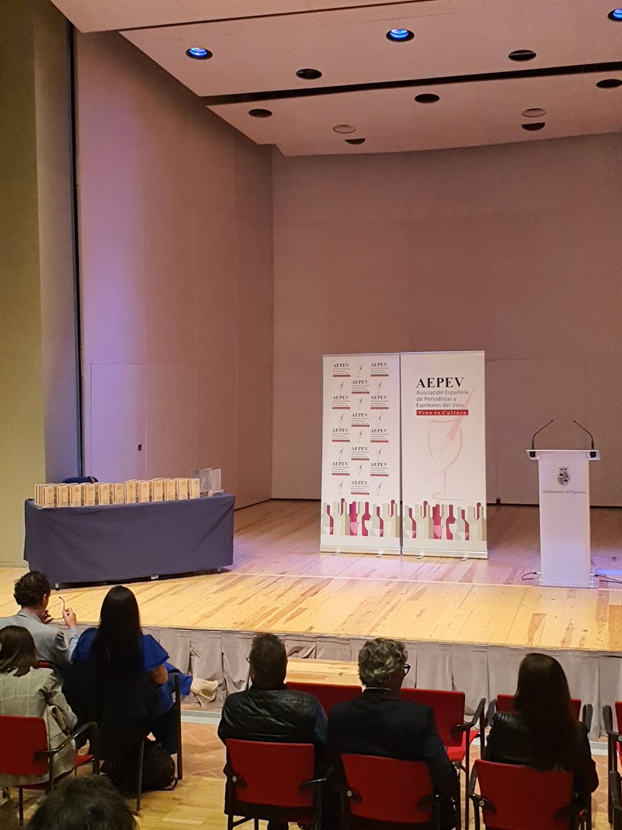 Hoy <a href="/almacarraovejas/">Alma Carraovejas</a> viaja a #figueres para recoger el #granpremioaepev a nuestro Pago de Carraovejas 2020.
<a href="/periodistasvino/">AEPEV</a>