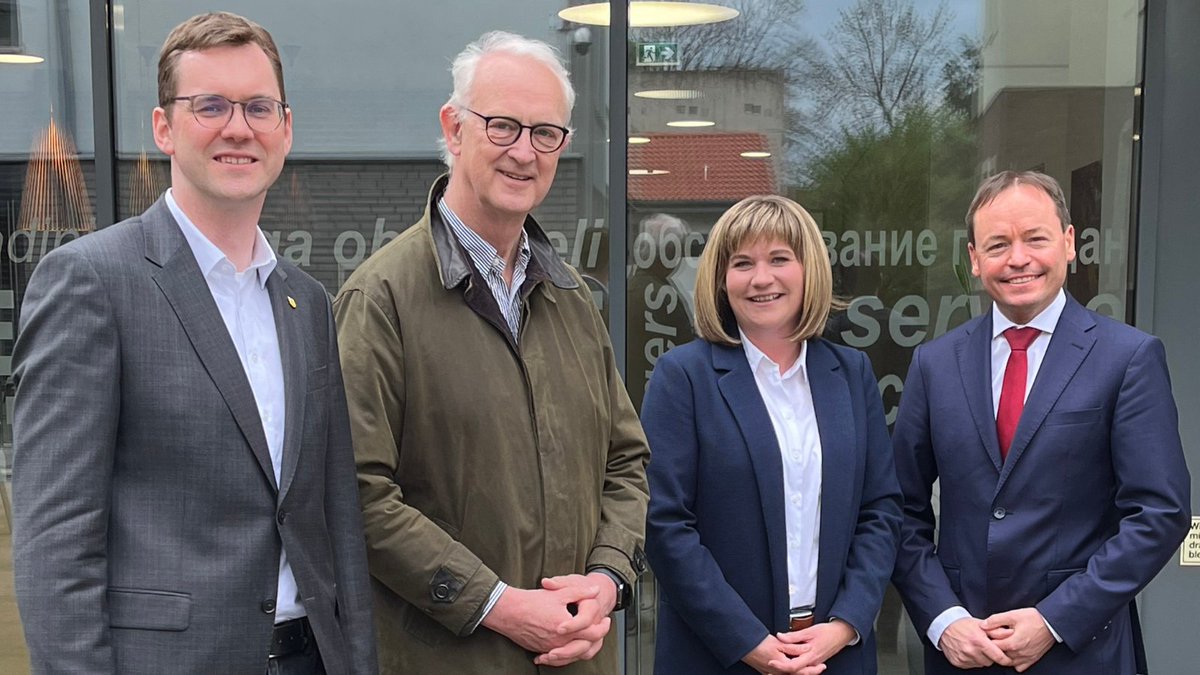 Zum 1. April 2023 übernahm das MVZ Lippe die chirurgisch-unfallchirurgische #Praxis von Dr. Franz-Georg Cwik in der Karolinenstraße 5 in #Lage: klinikum-lippe.de/mvz-lippe-uebe… #mvzlippe