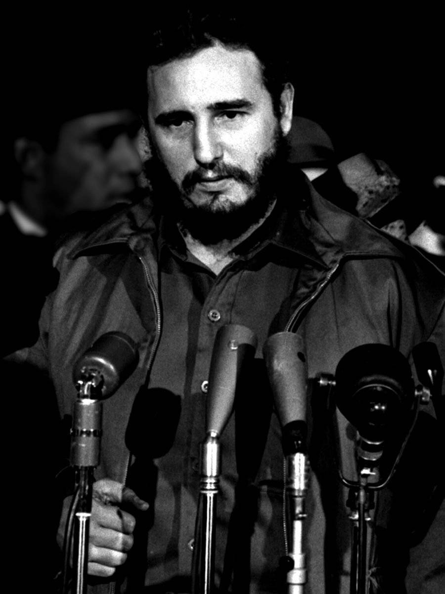 #Fidel: Esta obra grande que nuestra patria se ha propuesto realizar y que está realizando por encima de todos los obstáculos, es una obra de toda la nación, de todos los que verdaderamente quieren a su patria, de todos los que verdaderamente sienten por ella. (28/4/1959)