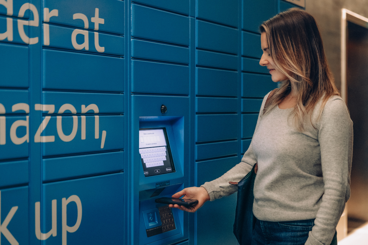 Amazon Stock Whipsaws after Q1 Earnings on Fears of Cloud Slowdown - learnbonds.com/news/amazon-st…