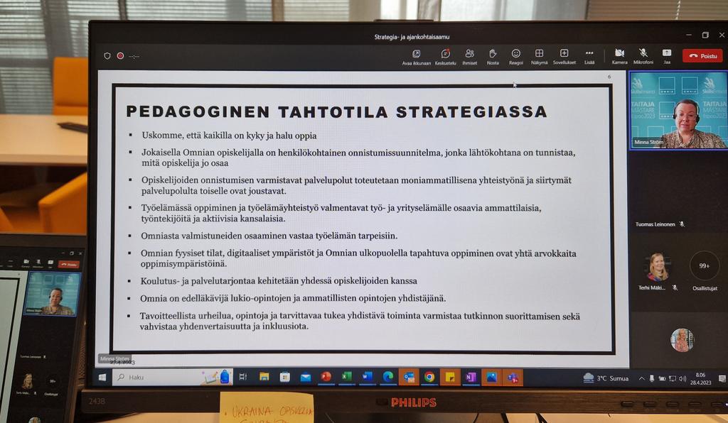 Perjantain tuttu ja tärkeä avaus #strategiaaamu <a href="/Omniasome/">Omnia</a>🧡

Tänään <a href="/minnastrom/">Minna Ström</a> johdattelee meitä #pedagoginen keskusteluun #tahtotila kautta:
🧡 Uskomme, että kaikilla on kyky ja halu oppia.
🧡 Suunnittelemme opiskelijan kanssa yhdessä parhaan tavan ja paikan oppia.

#munomnia