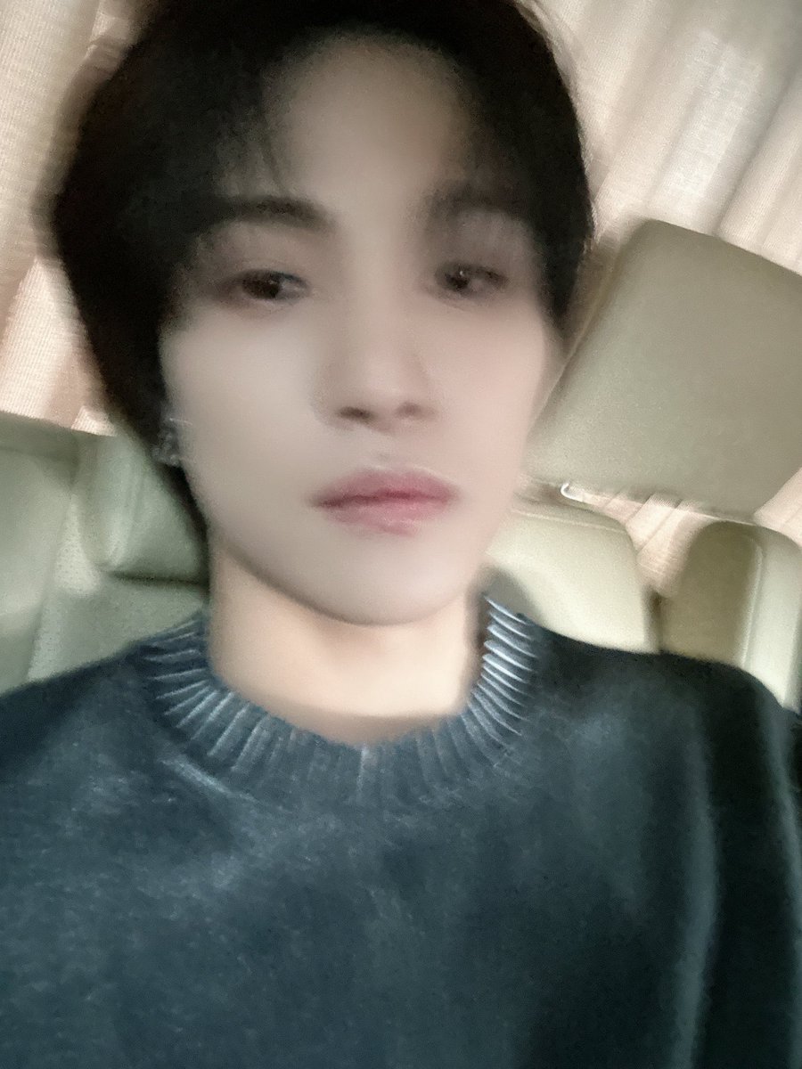 archiveyy's tweet photo. 230428 #YANGYANG 🫧

[01:33PM WIB]

- y/n

- nothing (M)

- just calling (M) https://t.co/T6SzVYqdHv
