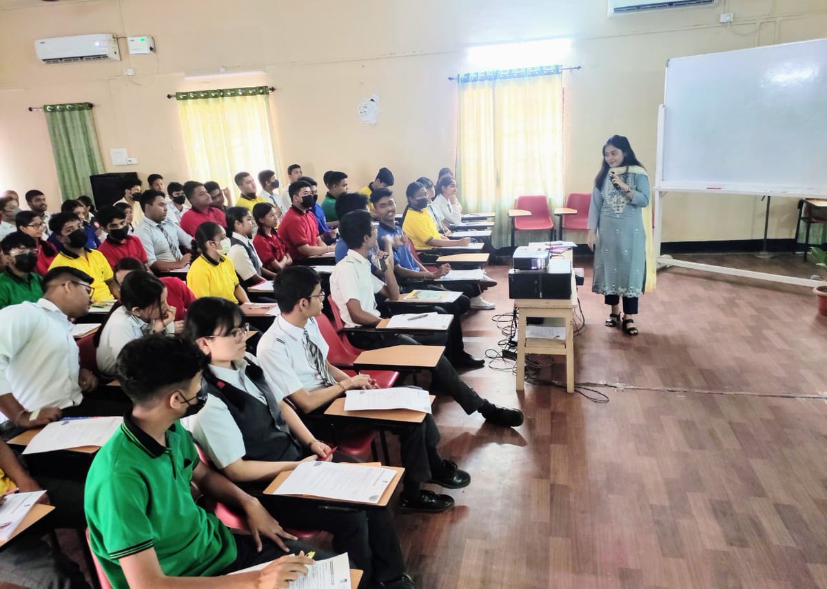 27th April,2023: Counselling psychologist,Darshana Saikia from Edugenie broadened the horizons of the young minds of grades 10 and 12 with her counselling sessions on 'Focus and Concentration Study Skills'.