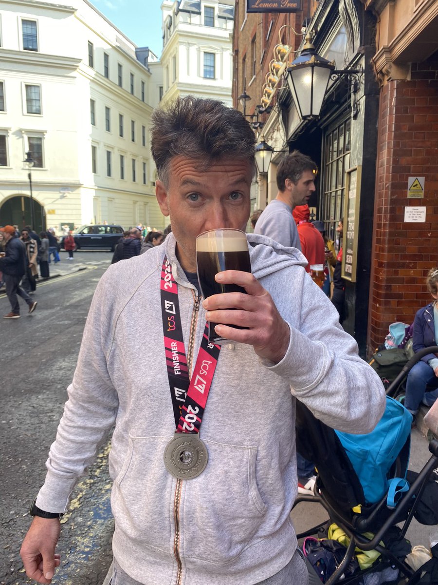 mattaronow's tweet photo. What an incredible day!!

The last 7km’s were tough, so relieved to cross the finish line in 3:43:47 🙏

Thanks for all your amazing support and encouragement, it really did help and we’ve raised a really worthwhile sum for Blood Cancer UK🙏

#Londonmarathon2023 #BloodCancerUK https://t.co/HP6vkIvIEG