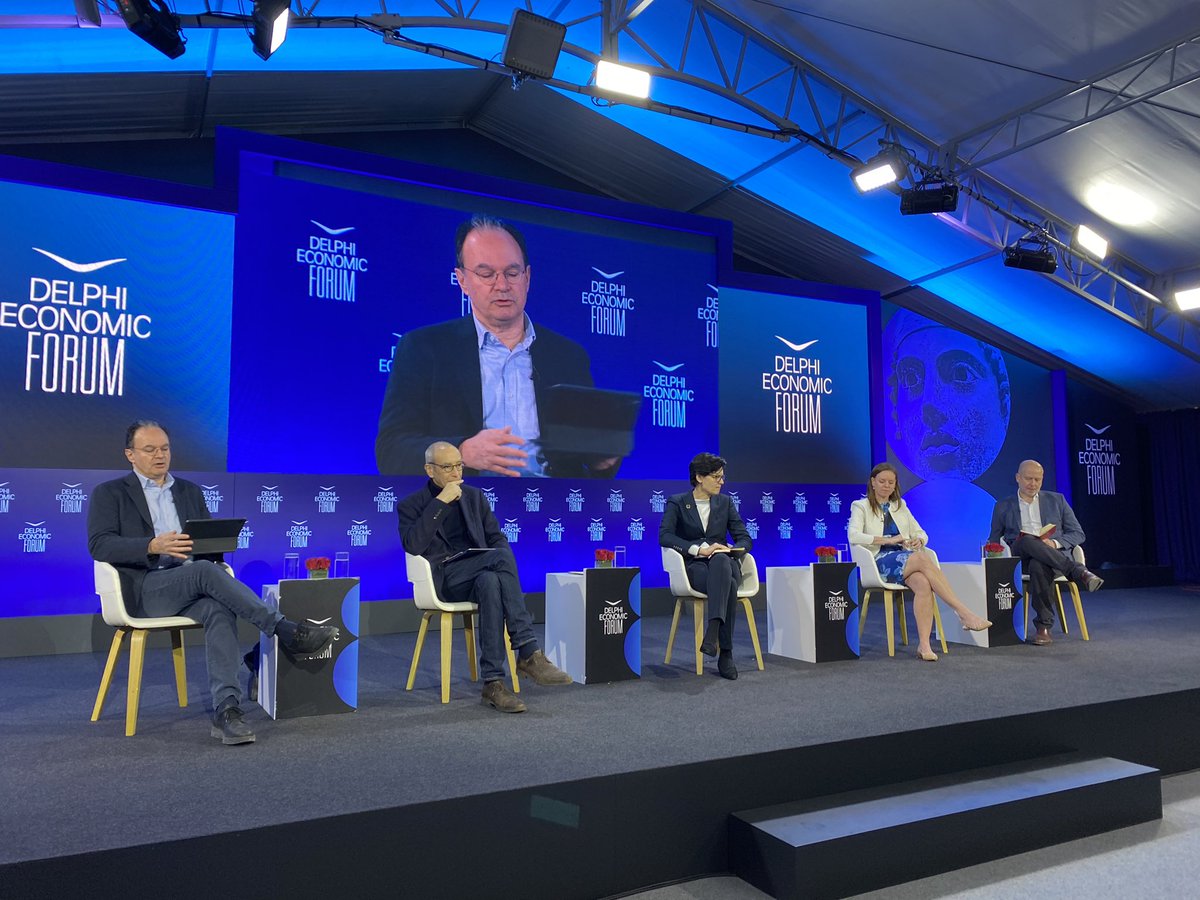 The weaponisation of everything means...putting the <a href="/EUI_EU/">European University Institute</a> <a href="/STGEUI/">School of Transnational Governance</a> on stage at the <a href="/DelphiEconForum/">DelphiEconomicForum</a>. <a href="/gpapak/">Papaconstantinou G</a> <a href="/pisaniferry/">Jean Pisani-Ferry</a> <a href="/mariademertzis/">Maria Demertzis</a> <a href="/economistmeg/">Megan Greene</a> <a href="/Fatassinari/">Fabrizio Tassinari</a>