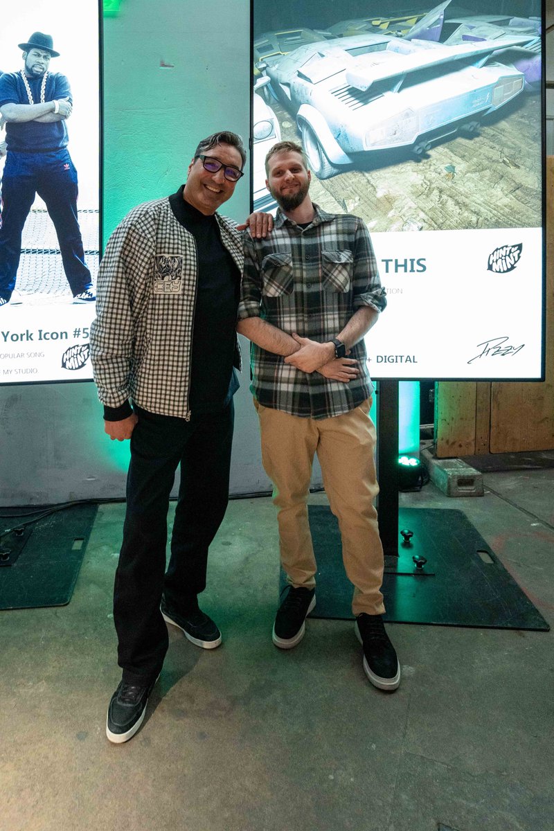 Hint of Mint (@hintofminthq) on Twitter photo Fresh from our exhibition with <a href="/HintOfMintHQ/">Hint of Mint</a> and cofounder <a href="/moussetofficial/">Mousse T.</a> - we happily present <a href="/TheDizzyViper/">Dizzy Viper.eth 💎</a> "The Barnfind Collection"
Drop 5x 1/1 with physical artworks ! exclusively on our platform : hintofmint.io/drop/the-barnf… Fresh from our exhibition with <a href="/HintOfMintHQ/">Hint of Mint</a> and cofounder <a href="/moussetofficial/">Mousse T.</a> - we happily present <a href="/TheDizzyViper/">Dizzy Viper.eth 💎</a> "The Barnfind Collection"
Drop 5x 1/1 with physical artworks ! exclusively on our platform : hintofmint.io/drop/the-barnf…