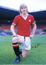 Remembering My Hero Brian Greenhoff today as always. Happy Heavenly 70th  Birthday. Taken too soon. A true Red Legend, die for the shirt. Thinking of his family today who lost a very special Husband, Dad, Granddad 💔😢⚽️❤️<a href="/paulgreenhoff/">Paul Greenhoff</a> <a href="/Briangreenhoff/">Brian Greenhoff</a> <a href="/PGreenhoff/">Pete Greenhoff</a>