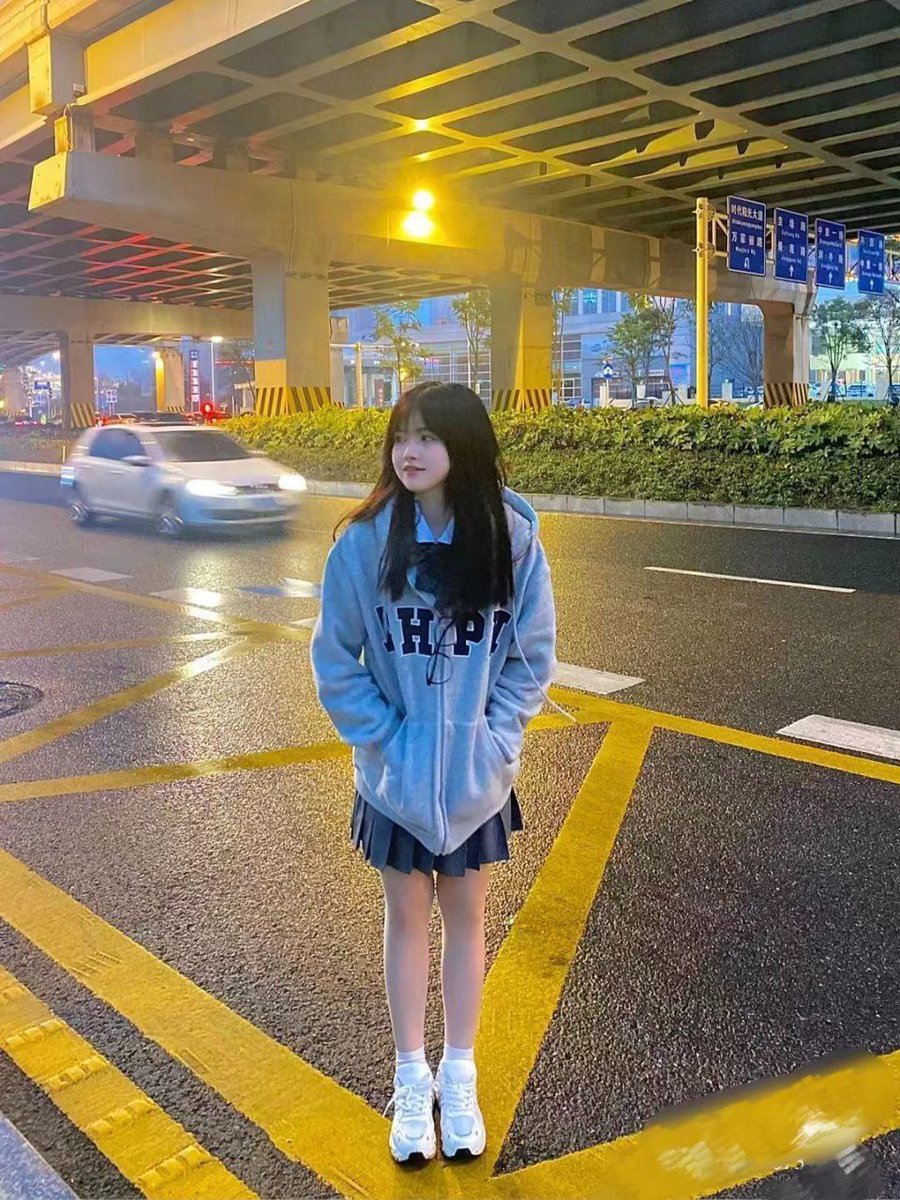 cduho2's tweet photo. ✅爱丽思今日板报：

⛳️坐标：#上海   
03  萝莉天然零整
纯欲少女风  黏人精
#原神    #cos线下  #cos兼职  #女高中生
#lo娘     #双马尾  #JK    #制服  #洛丽塔 https://t.co/i0i40eavZB