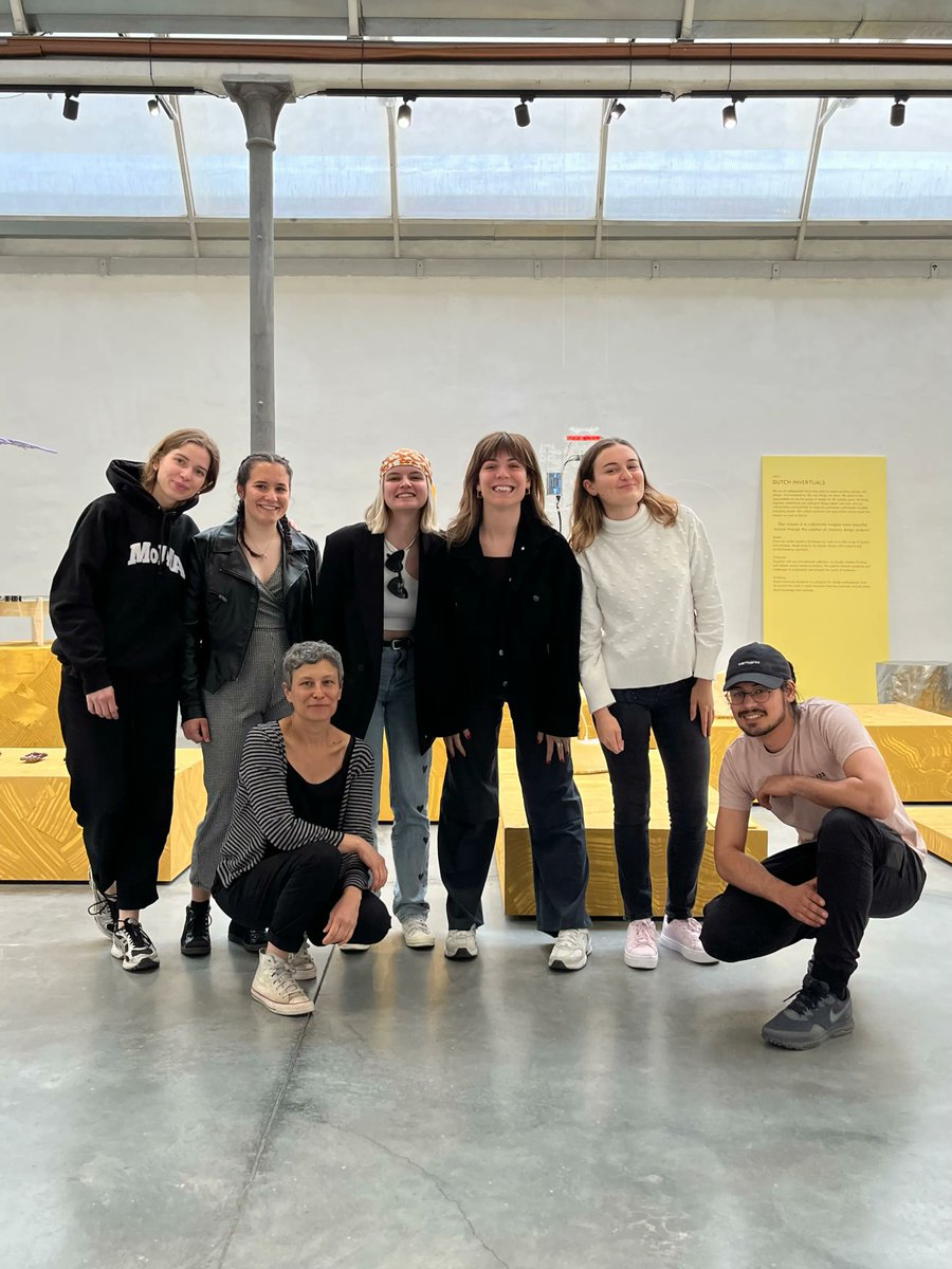 Met #DesignLanguage wil de Civica Altiero Spinelli (<a href="/Fond_Milano/">Fondazione Milano</a>) een innovatieve en dynamische professionele context aan haar studenten laten ervaren. Tijdens de Milan Design Week boden ze ondersteuning bij de installaties van internationale ontwerpers. <a href="/fuorisalone/">Fuorisalone.it</a> #design