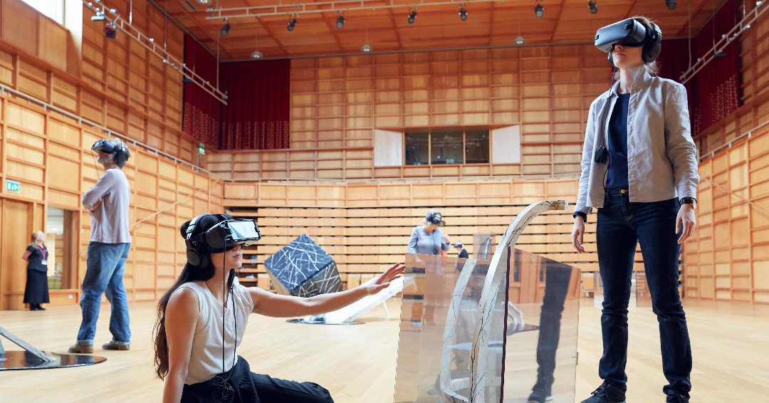 Only a few more weeks until our 360 Filmmaking event at Maidstone Studios! 

If you've ever been interested in 360 video, come down for 2-days of hands on learning, hosted by AΦE with guest speaker, filmmaker James Brown! 

Grab a free ticket here: ow.ly/2Oyc50NXINc