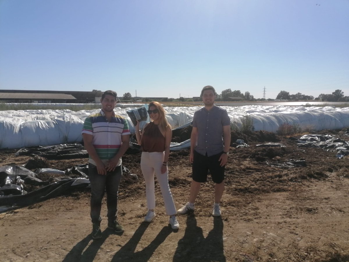 Thomas Len (@thomas_len) on Twitter photo First step of a new biomass valorization project, exciting time coming with @Vivilamitica and <a href="/bryanriv1994/">Bryan Rivadeneira</a> in <a href="/383Fqm/">NANOVAL Research Group</a> First step of a new biomass valorization project, exciting time coming with @Vivilamitica and <a href="/bryanriv1994/">Bryan Rivadeneira</a> in <a href="/383Fqm/">NANOVAL Research Group</a>