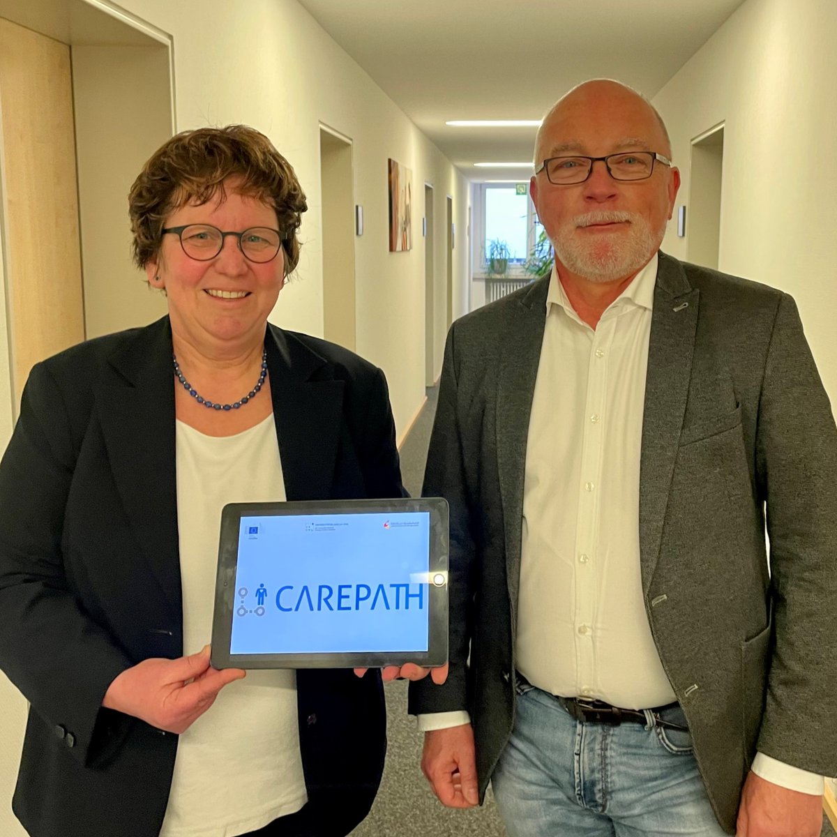 Klinikum Bielefeld (@klinik_news) on Twitter photo Am Klinikum Bielefeld - Rosenhöhe findet vom 2.bis 05. Mai ein internationales Projekttreffen mit Wissenschaftler*innen des EU-Forschungsprojektes CAREPATH aus mehreren europäischen Ländern 🌍  statt. Informationen  👉 bit.ly/3n6a2UQ 👈. <a href="/CAREPATH2021/">CAREPATH</a> Am Klinikum Bielefeld - Rosenhöhe findet vom 2.bis 05. Mai ein internationales Projekttreffen mit Wissenschaftler*innen des EU-Forschungsprojektes CAREPATH aus mehreren europäischen Ländern 🌍  statt. Informationen  👉 bit.ly/3n6a2UQ 👈. <a href="/CAREPATH2021/">CAREPATH</a>